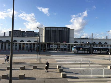 Toulon to Caen (Station)